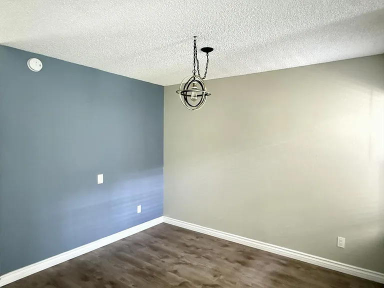 23732 Hillhurst Dr #73 — Photo 14