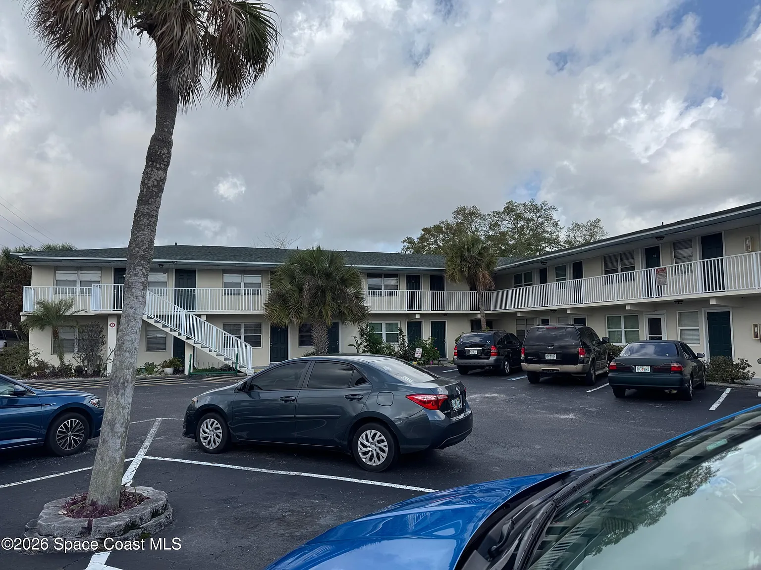 2 bed, 2.0 bath, 831 sqft, $1,200 — Photo 1