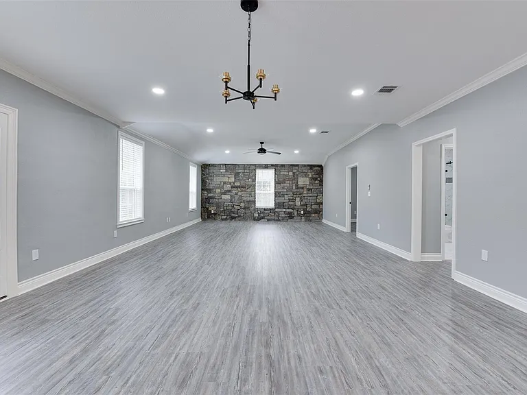 10622 Rustling Oaks Dr — Photo 8