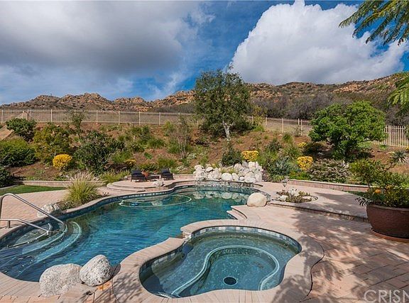 3rd image of 5029 Jacobs Ct