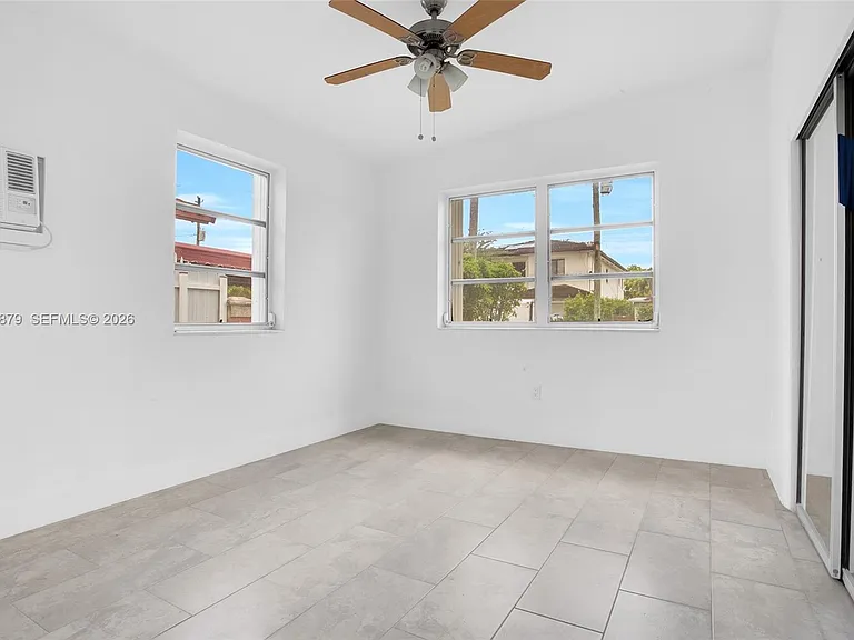 6339 SW 32nd St — Photo 16