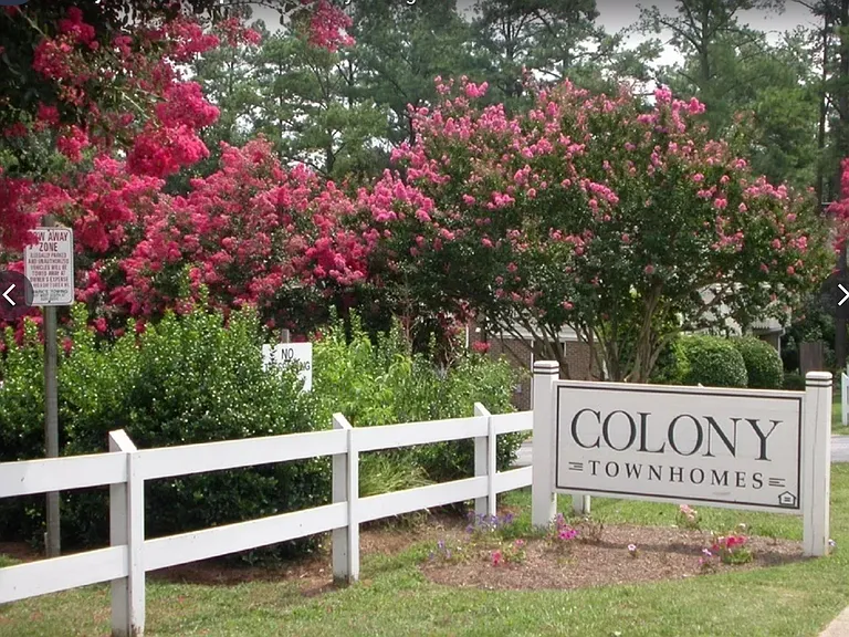 Colony Townhomes — Photo 1