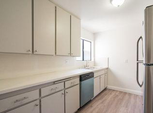 2041 N Commonwealth Ave APT 208, Los Angeles, CA 90027