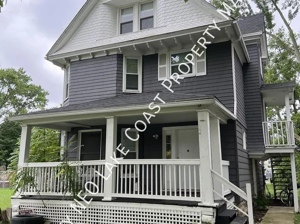 330 13th St #2UP, Elyria, OH 44035