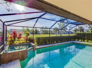 446 Countryside Dr, Naples, FL 34104