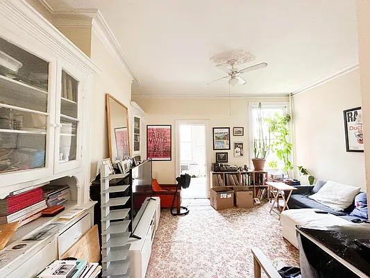 Rented by Ulas Real Estates Inc | media 30