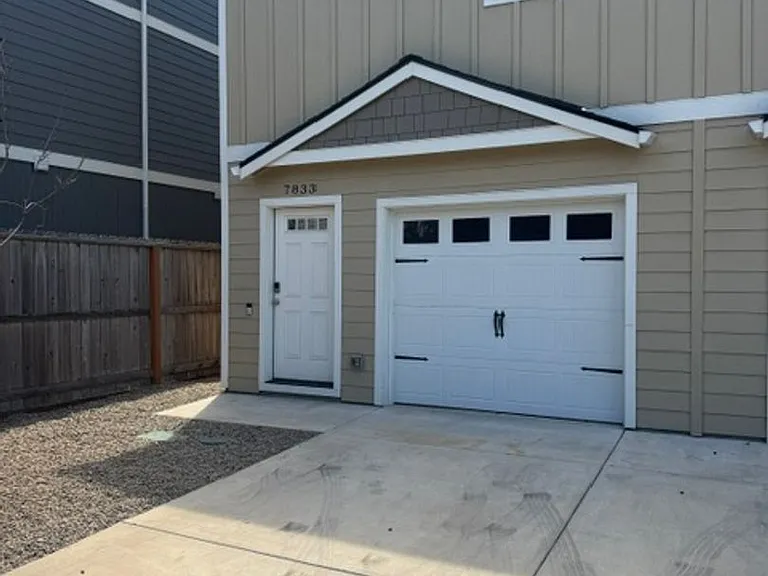 7833 Jacqueline Way — Photo 21