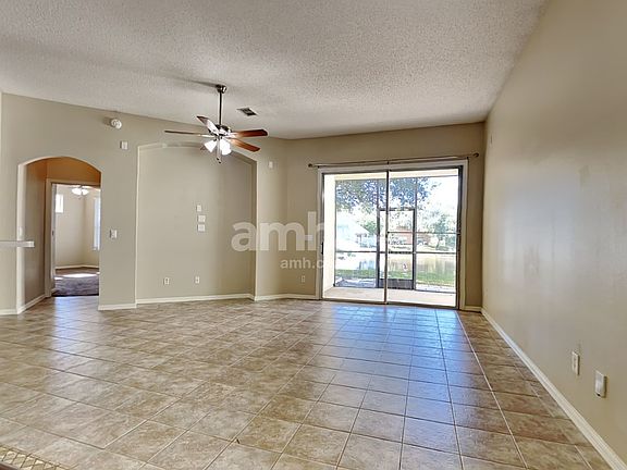 5th image of 220 Sterling Hill Dr