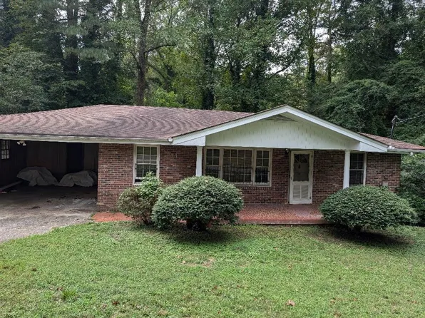 2746 Dale Creek Dr NW, Atlanta, GA 30318