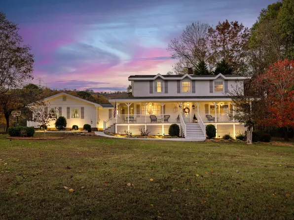 3360 Oak Burr Dr, Chattanooga, TN 37419