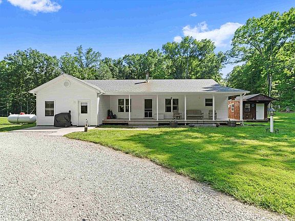 2nd image of 620 Baker Ln