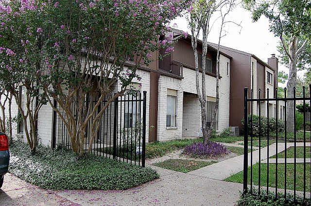 1st image of 8318 Augustine Dr APT B