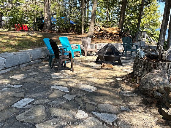 2nd image of 2077 White Lake Rd W