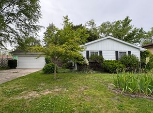 1454 W 94th Ct, Crown Point, IN 46307