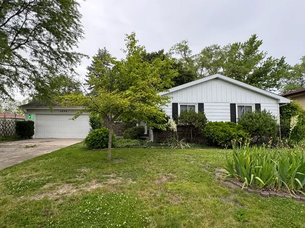 1454 W 94th Ct, Crown Point, IN 46307