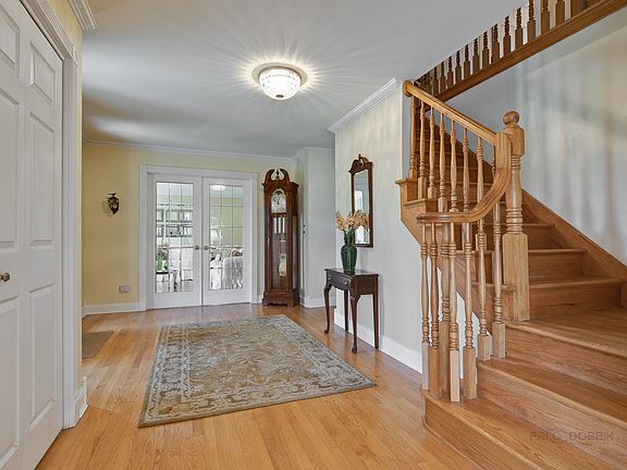 3rd image of 15 Cambridge Dr