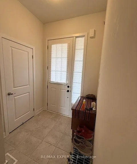 113 Pike St — Photo 3