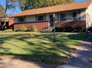 5806 Satinwood Dr, Columbus, OH 43229