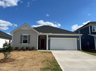 332 Chestnut Oak Ln, Lillington, NC 27546