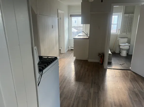 92-94 Linnett Street image 7 of 10