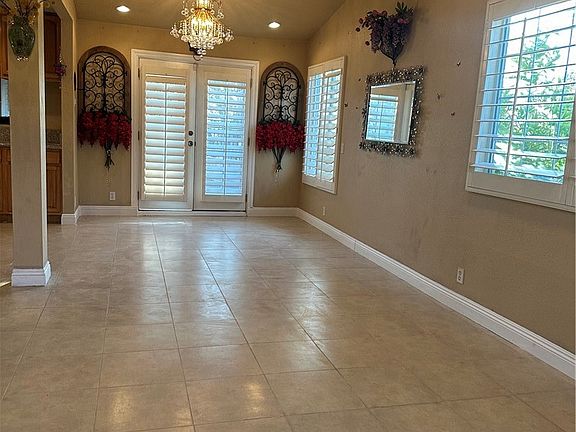 4th image of 24237 Seagreen Dr