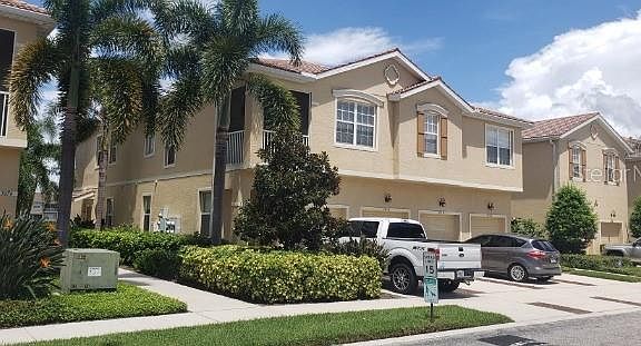 2nd image of 3666 Parkridge Cir #28-101