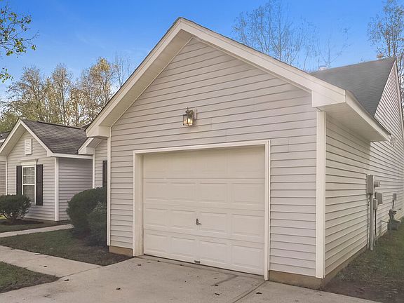 3rd image of 4017 Far West Dr