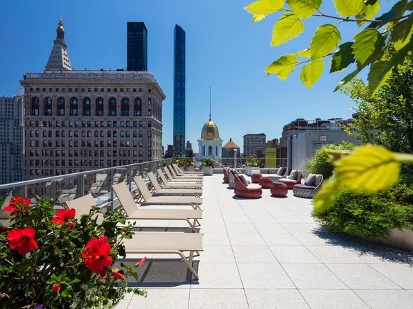 7 West 21st Street image 14 of 24