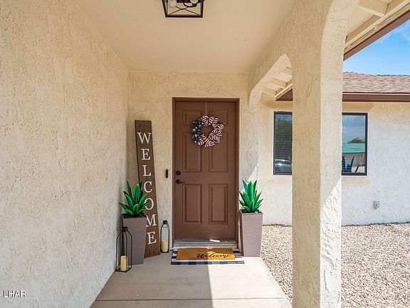 3rd image of 2714 Tradewind Dr
