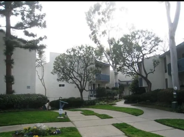 822 Camino Real Unit 101, Redondo Beach, CA 90277