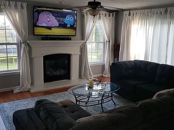 4th image of 706 Moorland Cir