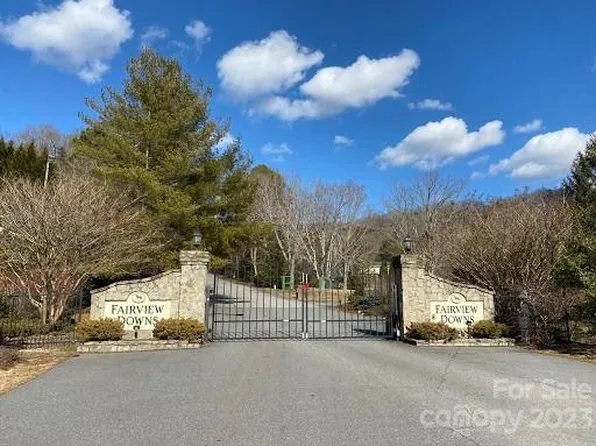 99999 Canonero Dr, Fairview, NC 28730