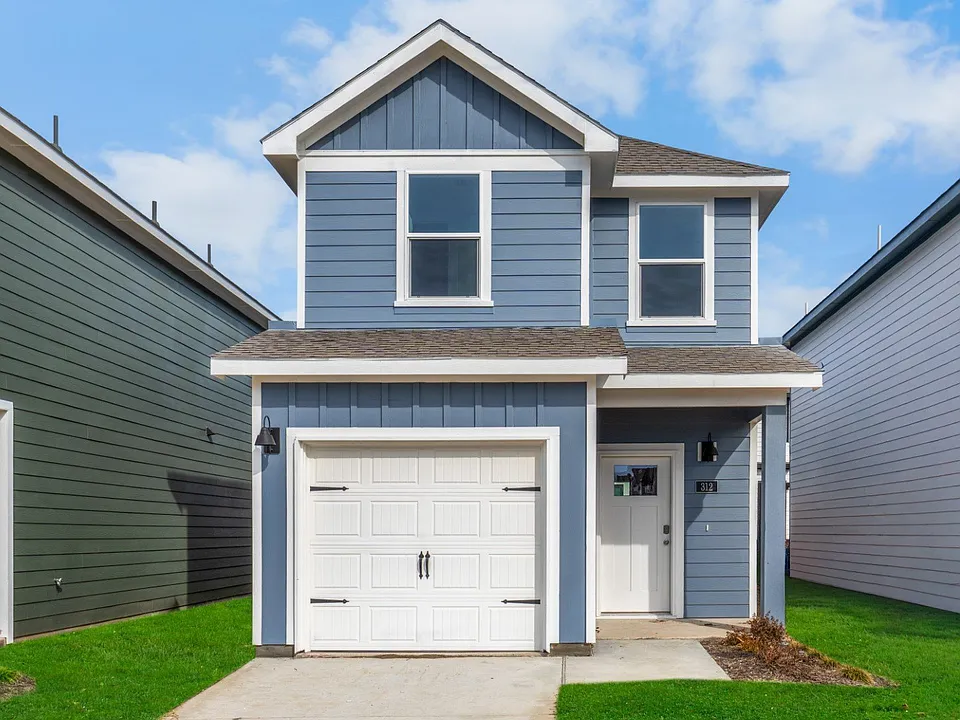 312 Arbor Dr