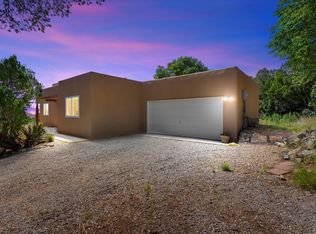 2 Detrias Ct, Edgewood, NM 87015