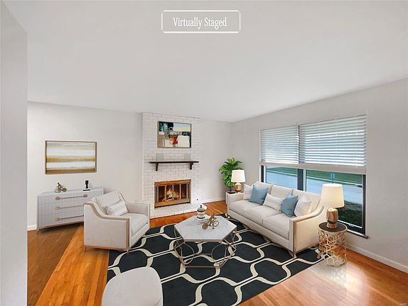 3rd image of 2690 Bennington Pl