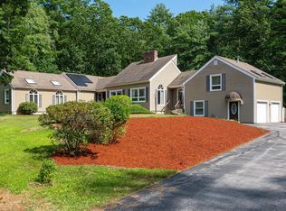 64 Carriage Ln, Bedford, NH 03110