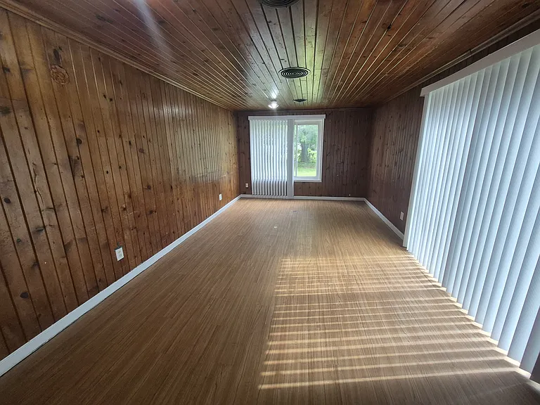 3634 Alvina Ave — Photo 14