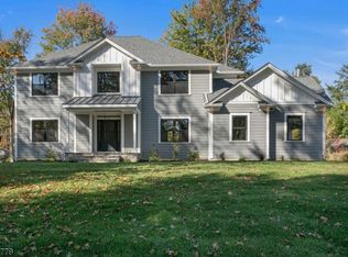 96 Lyons Pl, Basking Ridge, NJ 07920