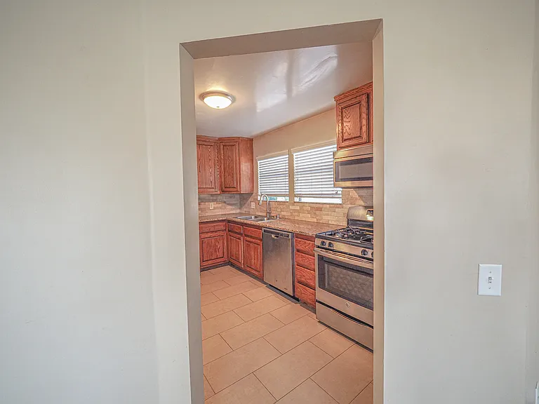 6248 Friends Ave — Photo 31