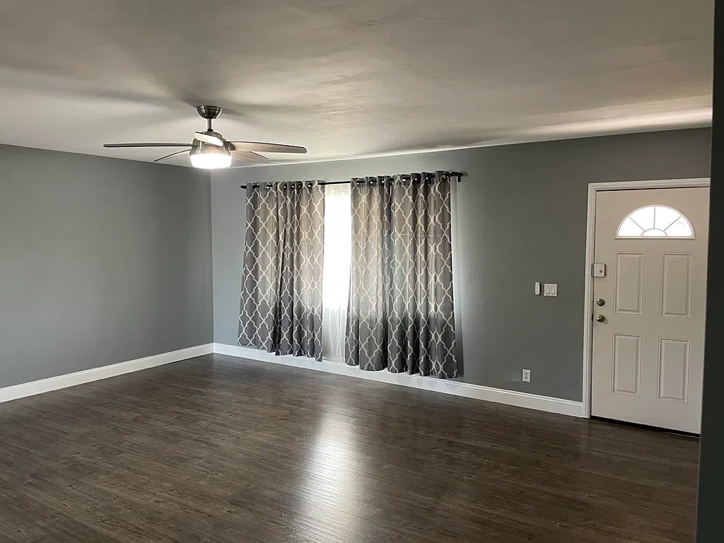 198 W Shannon St — Photo 4