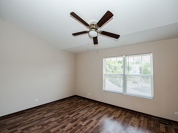3rd image of 2269 Flagstone Ln #2269