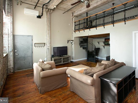 2nd image of 1100 Shackamaxon St APT 1A
