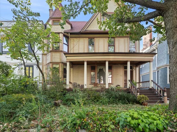 5756 S Harper Ave, Chicago, IL 60637