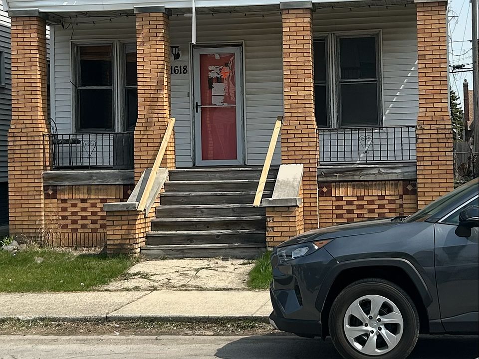 1st image of 11618 McDougall St #1