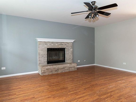2nd image of 2376 Lotus Dr