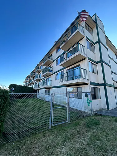 1602 Naval Ave #18 Photo 1 1602 Naval Ave #18 Photo 1