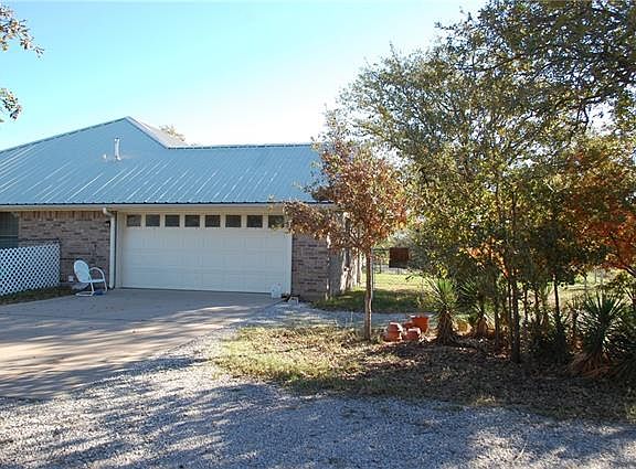 2nd image of 1050 County Road 495