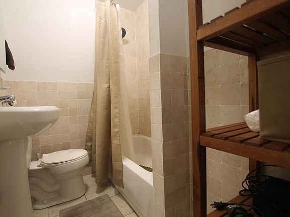 3rd image of 221 E 28th St APT 11