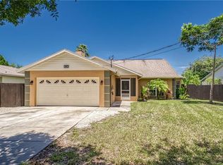 804 NE 2nd Ave, Ruskin, FL 33570