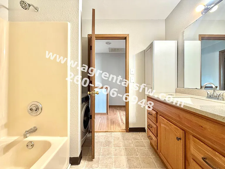 2718 Sherman Blvd — Photo 30